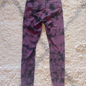 Amazing Tie-Die Lululemon Leggings